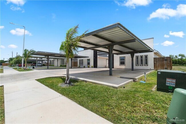 Building Photo - 21 Briggs Rd
