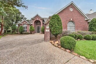 Building Photo - 16 Kelliwood Ct Cir