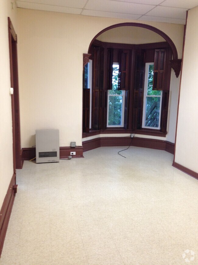 Apartments For Rent in Mcelhattan, PA with High Ceilings 6 Rentals