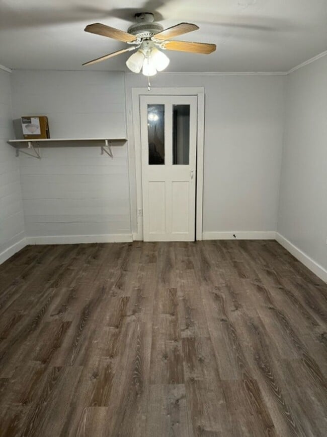 Building Photo - 10 State St