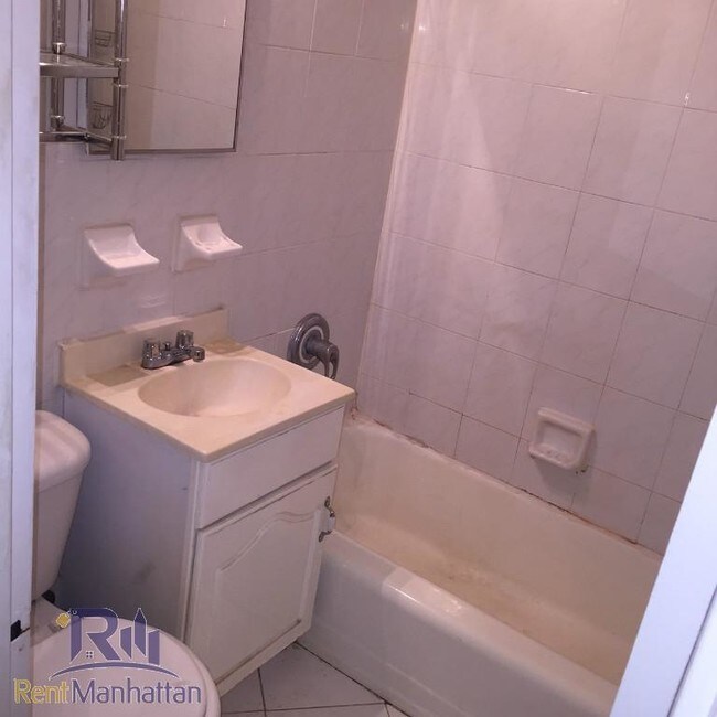 Foto del edificio - 314 E 80th St