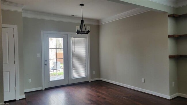 Foto del edificio - Gunn Hall Manor