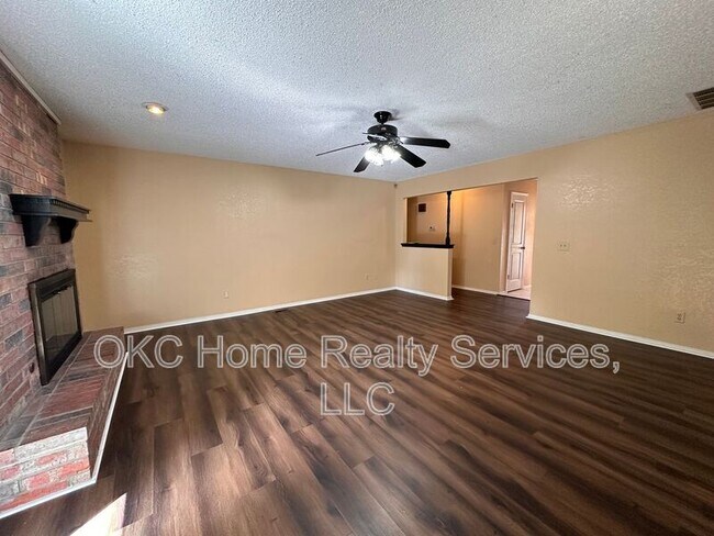 Building Photo - 3110 N Wheeler Cir