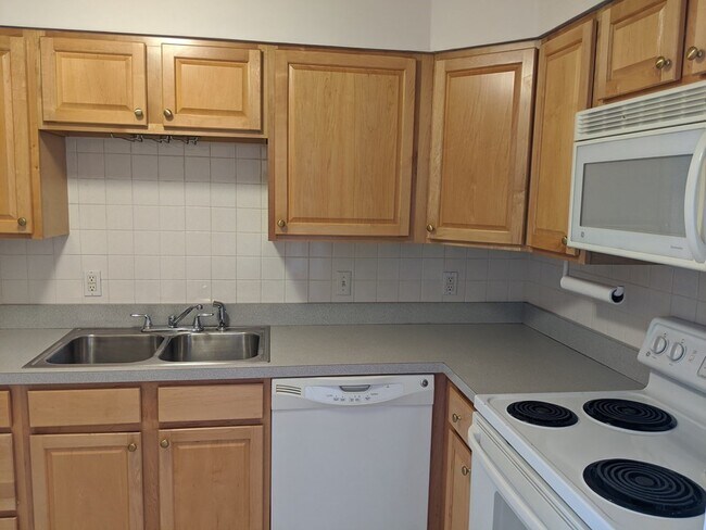 Foto del edificio - 245 Lafayette St