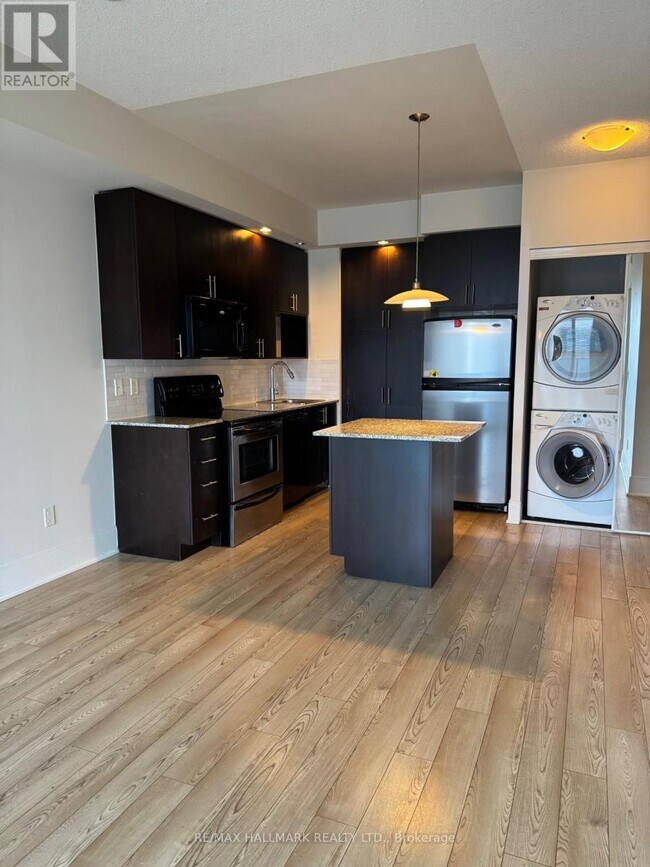 Building Photo - 181 Wynford Dr