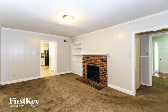 Building Photo - 2941 E Glengarry Rd