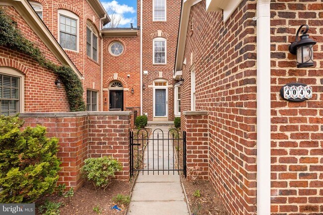 Foto del edificio - 4049 Mansion Dr NW