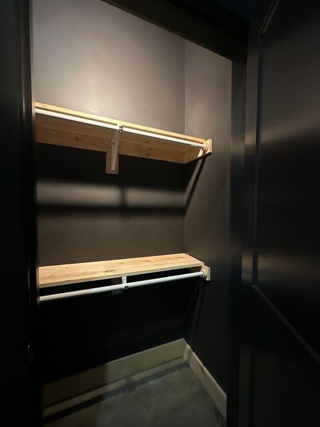 Foto del edificio - 2 bedroom/1 bathroom NEW LUXURY apartment in Red Lion, PA