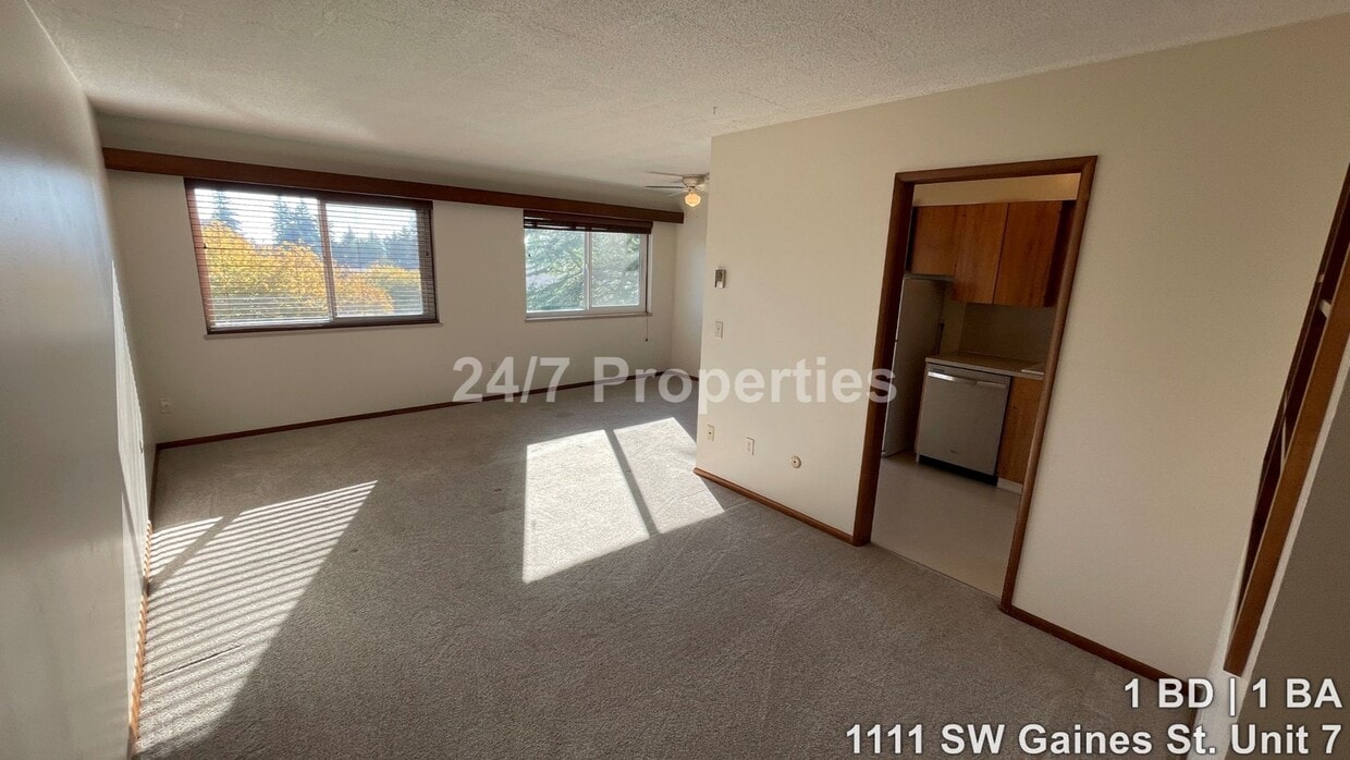 Beautiful 1 BD | 1 BA Apartment with a Vie... - Beautiful 1 BD | 1 BA Apartment with a Vie...