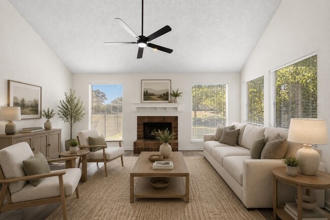 Building Photo - 20315 Sunny Shores Dr