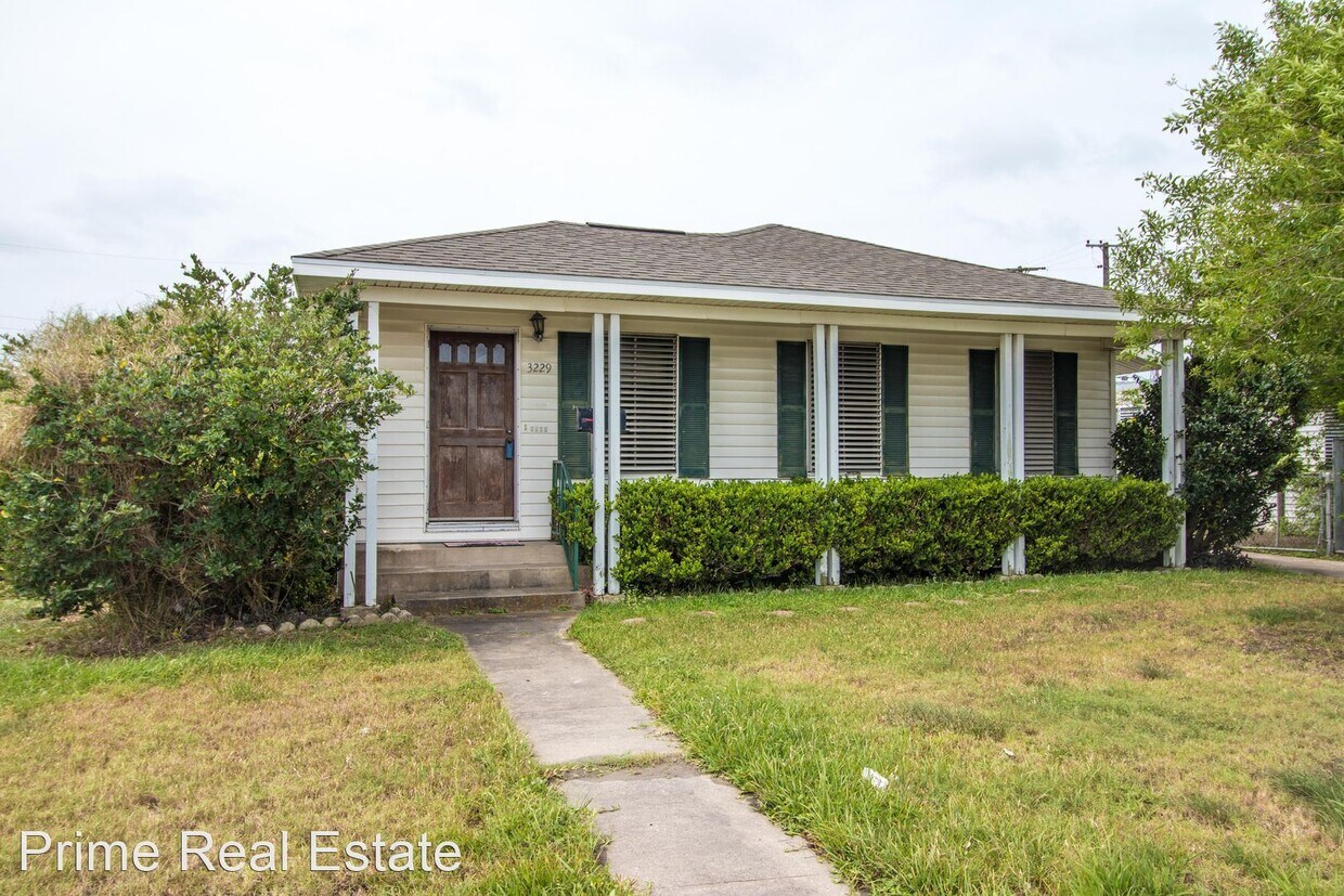 3 Br 1 Bath House 3229 Gollihar House For Rent In Corpus Christi Tx Apartments Com