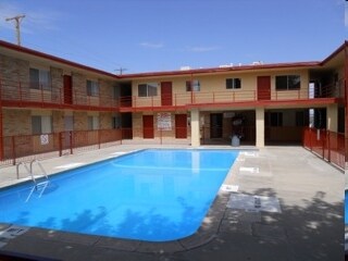 Pool - Villa Holiday Apartments
