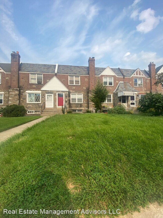 Building Photo - 3 br, 1 bath House - 739 Eaton Rd