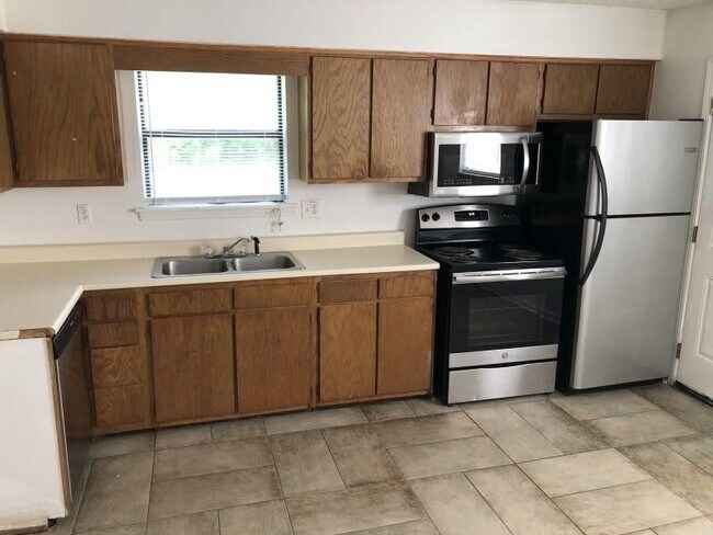 Building Photo - 814 Melanie St, Durham, NC 27704