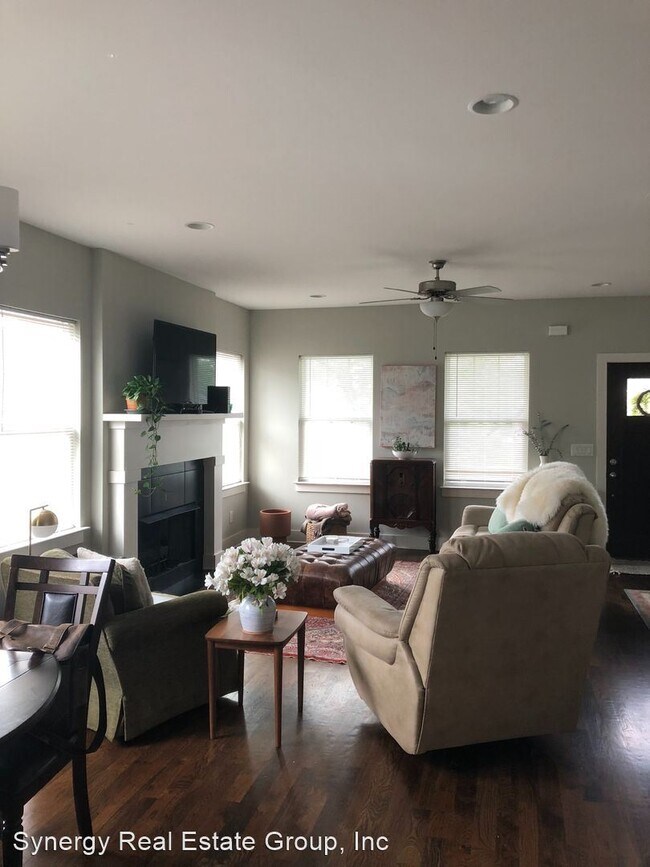 Building Photo - 3 br, 3 bath House - Kentucky Avenue 5524