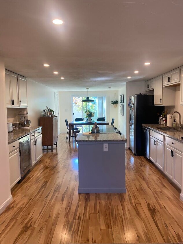 Foto principal - 46 Rhodes Cir