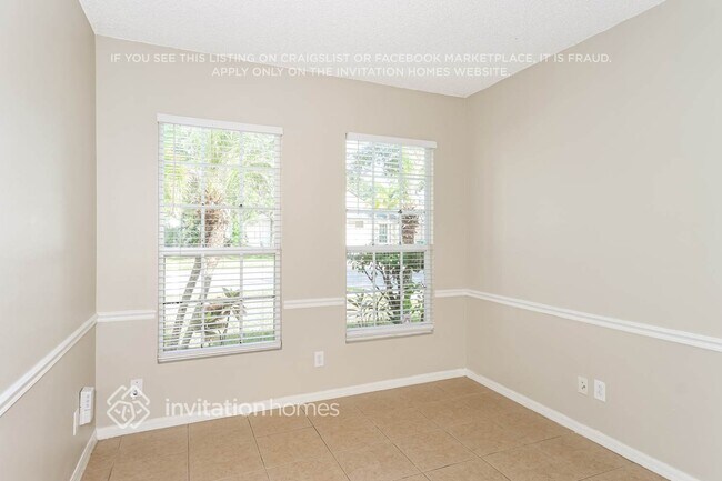 Foto del edificio - 4122 Collinwood Dr