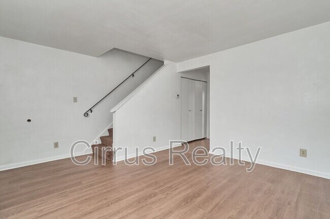 Foto del edificio - 2756 Peach St
