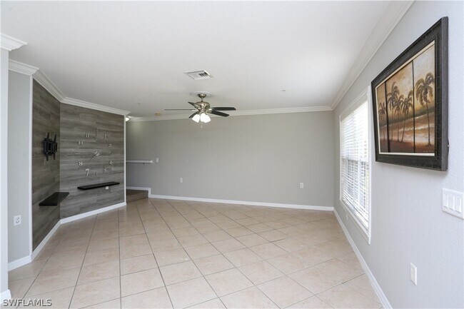 Building Photo - 9055 Gervais Cir