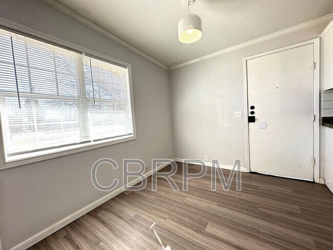 Foto del edificio - 2822 66th St