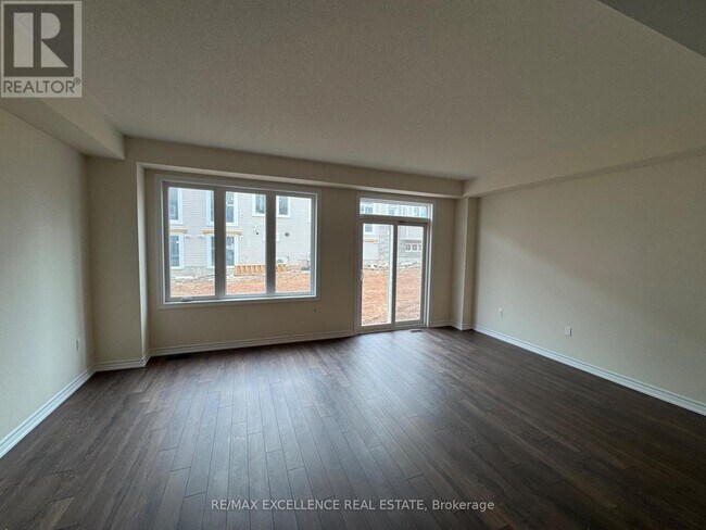 Building Photo - 118 McGill Ave