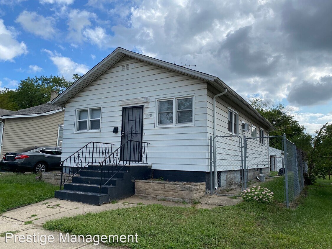 Foto principal - 3 br, 1 bath House - 3825 Connecticut