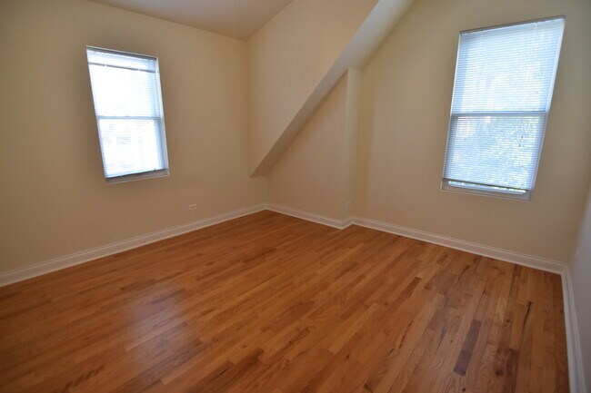 Foto del edificio - 3234 N Clark St