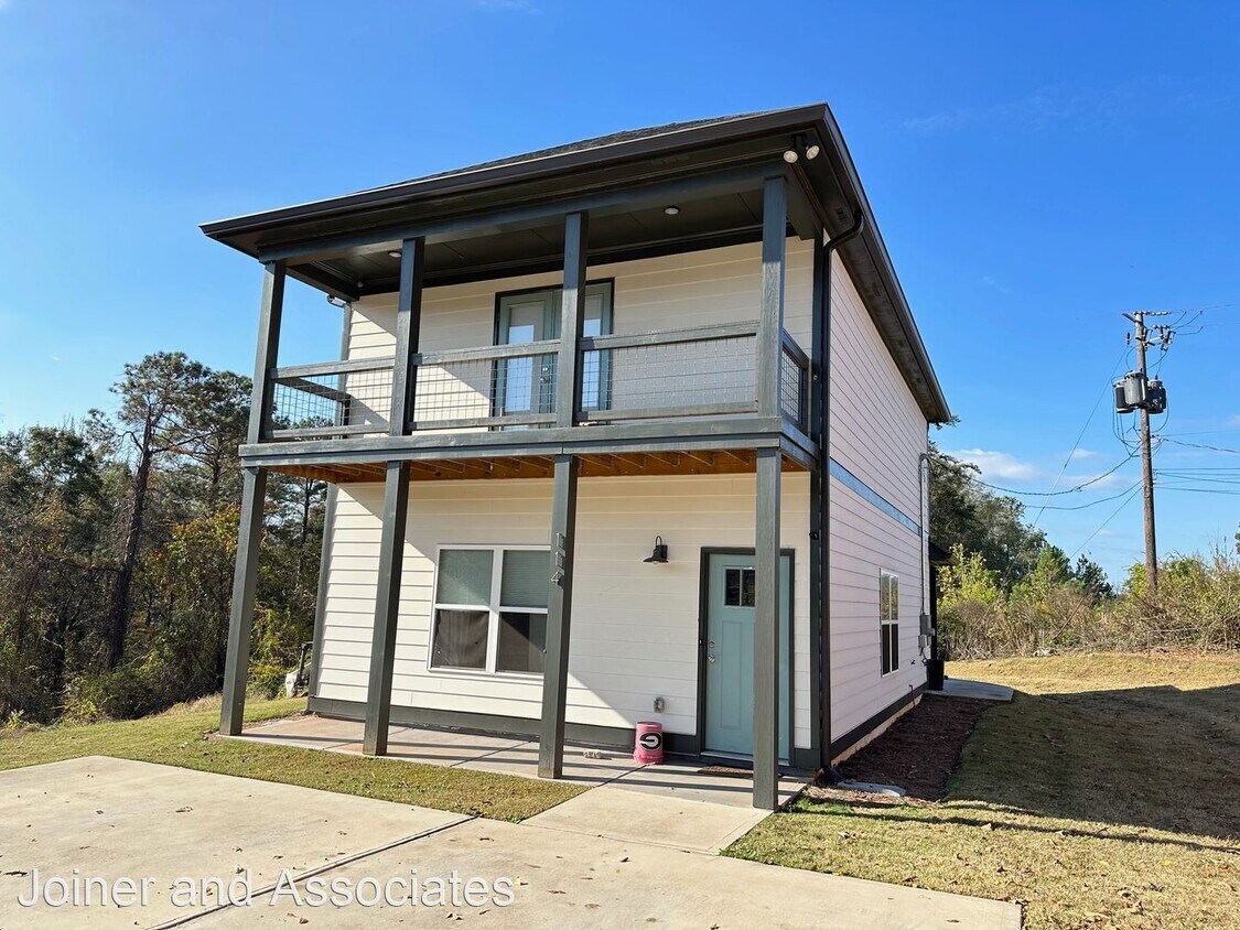 Primary Photo - 3 br, 3 bath House - 114 Garden Lane