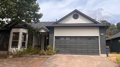 Building Photo - 9408 Doliver Dr