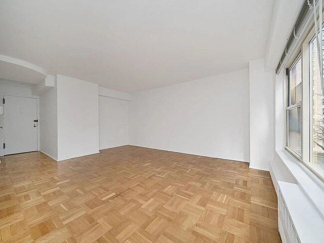 Foto del edificio - 115 Ashland Pl