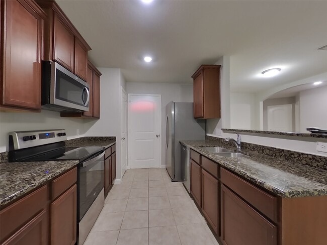 Building Photo - 27016 Leonardo Dr