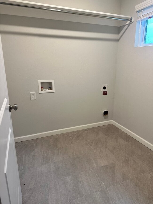 Building Photo - First Month Free!