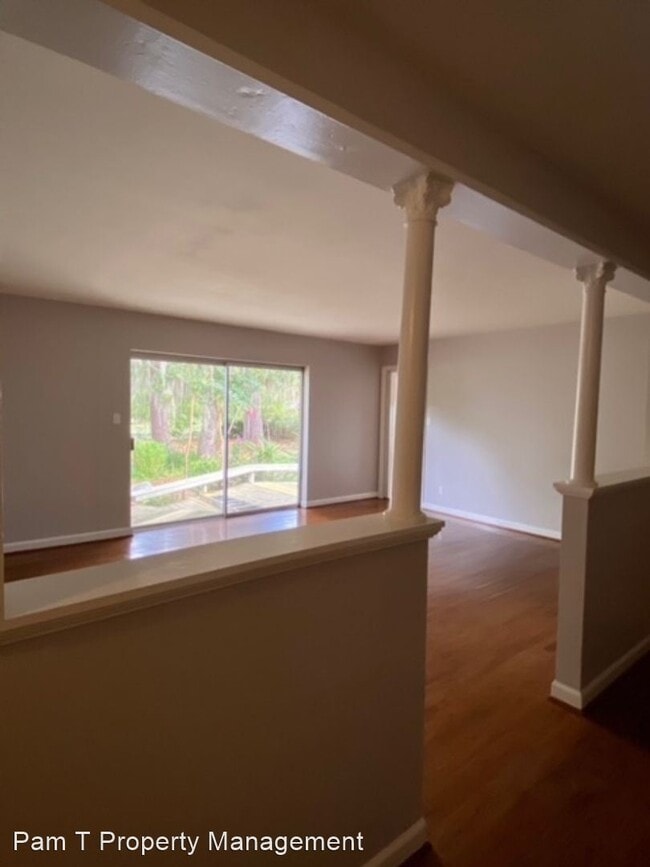 Building Photo - 3 br, 2 bath House - 102 East Point Drive