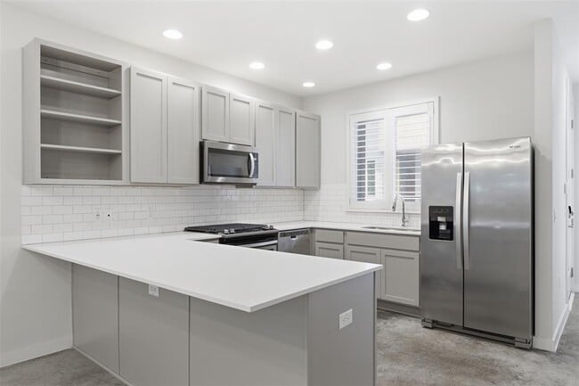 Foto del edificio - 801 N Bluff Dr