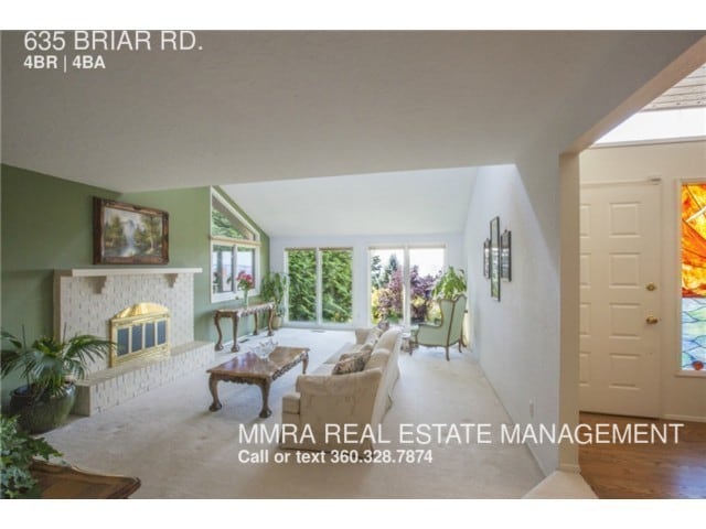 Foto del edificio - 635 Briar Rd