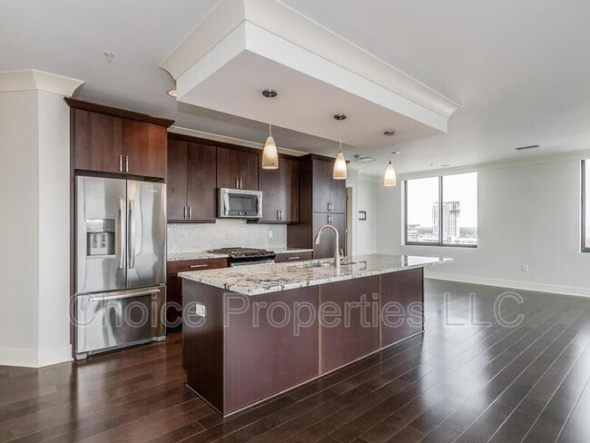 Foto del edificio - 222 S Caldwell St