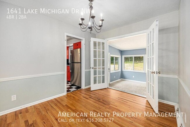 Foto del edificio - 1641 Lake Michigan Dr NW