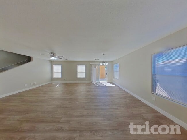 Foto del edificio - 1251 Golden Apple St