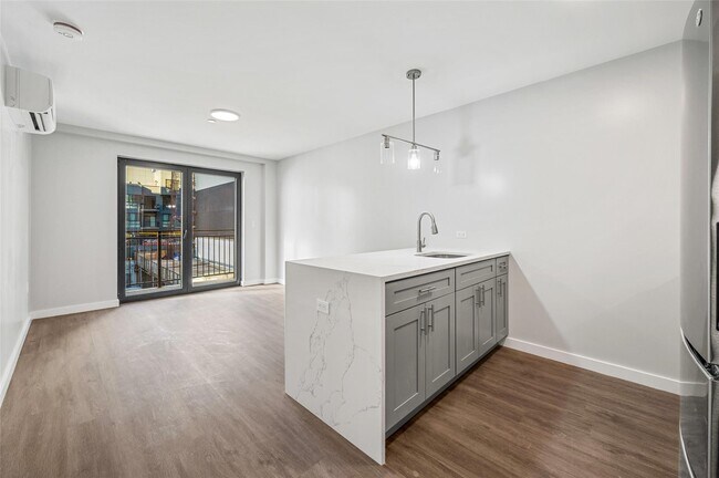 Foto del edificio - 43-34 53rd St