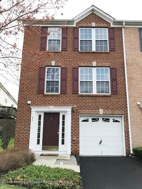 Primary Photo - 11 New Castle St
