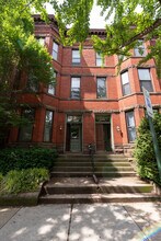 Building Photo - 1005 W Franklin St