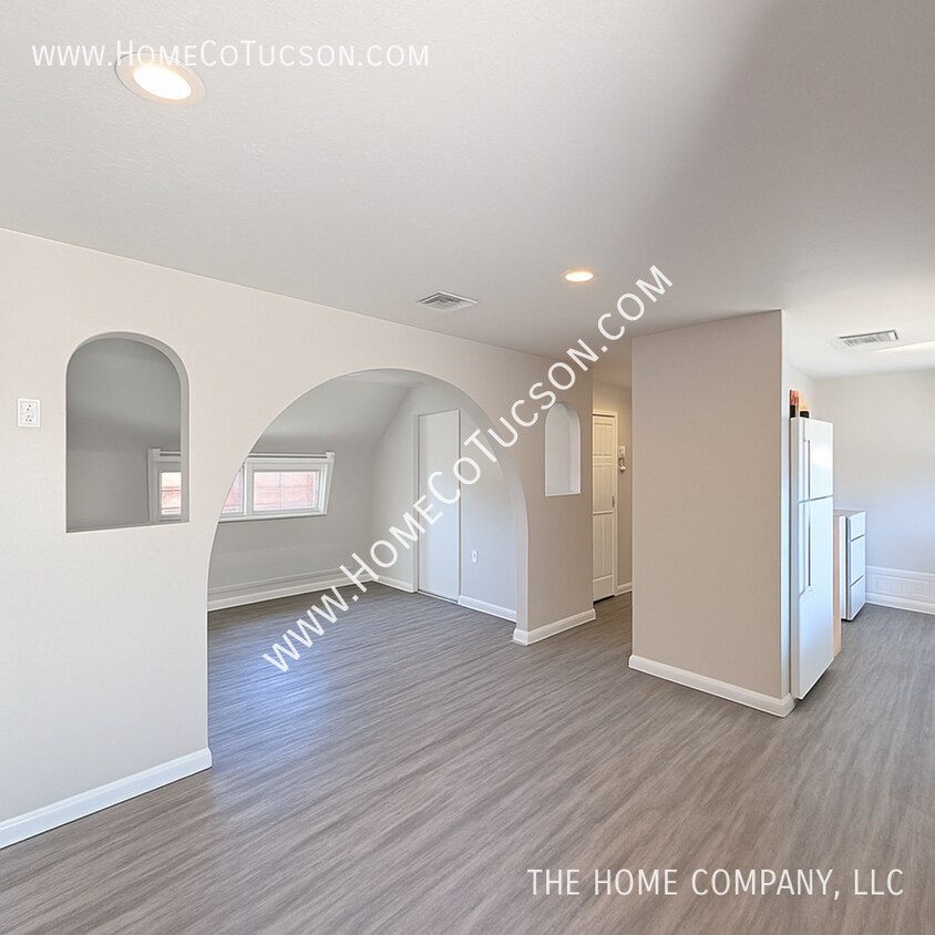 Photo - 1104 W. ONTARIO ST (B REAR HOUSE)-