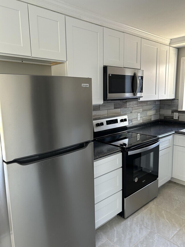 Building Photo - 207 Belview Rd