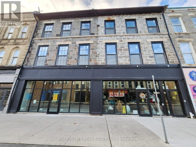 Photo du bâtiment - 302 - 35-39 MAIN STREET