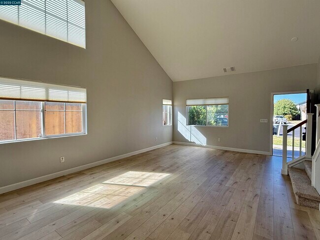 Foto del edificio - 4431 Meadow Valley Cir