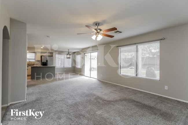 Foto del edificio - 29756 N Desert Willow Blvd