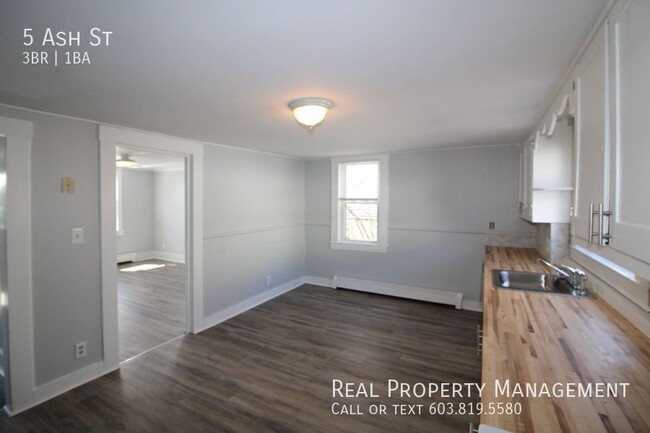 Building Photo - Spacious 3 Bedroom Duplex in Somersworth, ...