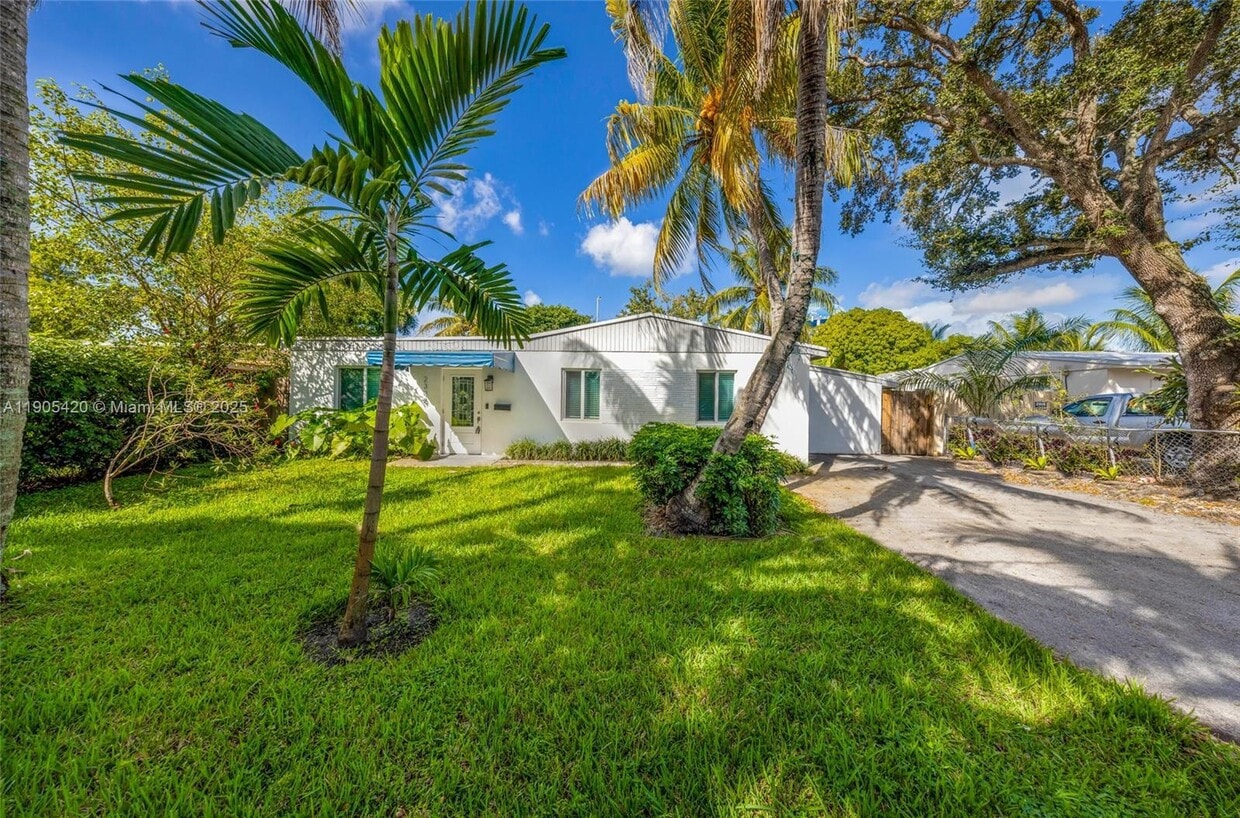 Foto principal - 2306 N 28th Ave