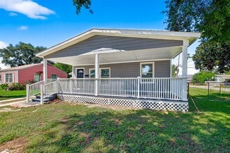 Building Photo - 2217 10th St