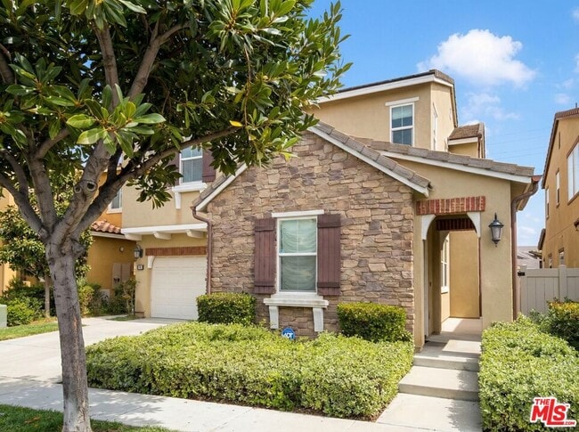 Foto del edificio - 68 Revell Cir